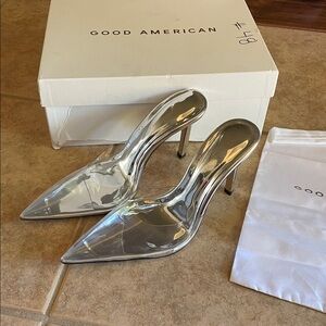 NWB Good American Cinderella Clear Stiletto Pump brand new - size 9 fits like 8
